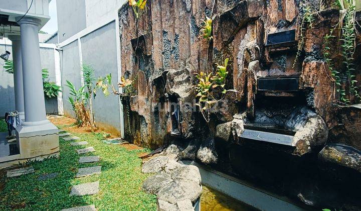 Dijual Cepat Rumah Luas di Kawasan, Sentul City 2