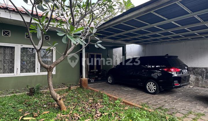 Live + Healing in Cawang – Spacious House & Fun Backyard 2