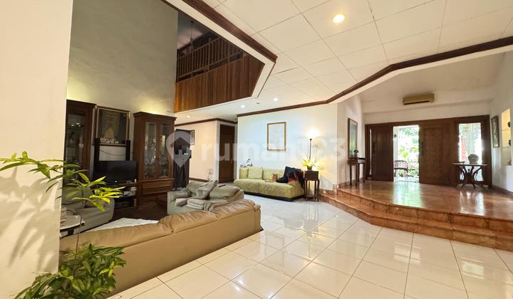 Dijual Rumah Siap Huni di Perumahan Besar di Cinere