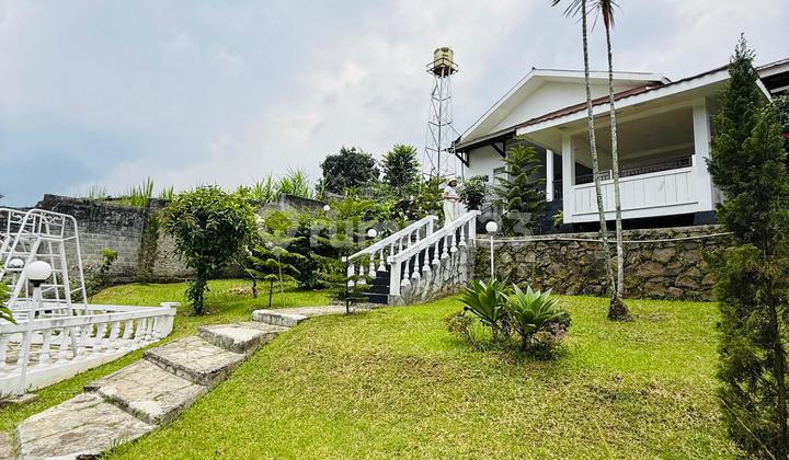 Your Private Gateway To Nature. Villa Asri View Gunung Di Lahan Yang Luas Dan Siap Huni Your Private Gateway To Nature. Villa Asri View Gunung Di Lahan Yang Luas Dan Siap Huni
