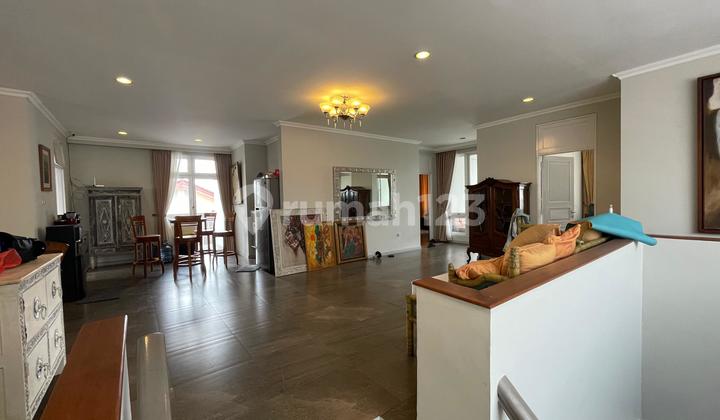 Premium Life in Cinere: Comfortable Residences in a Premier Complex 2