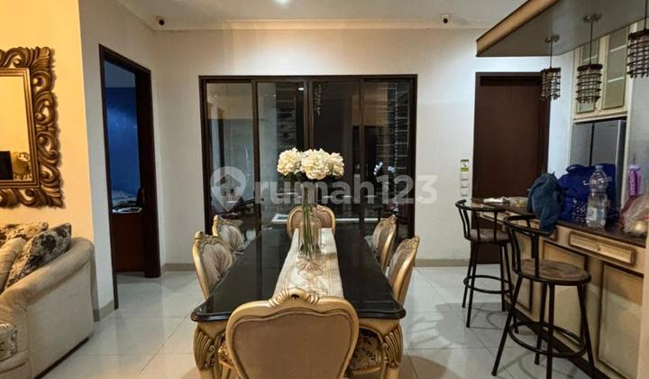 For Sale Fast Semi-Furnished House in The Green BSD 2