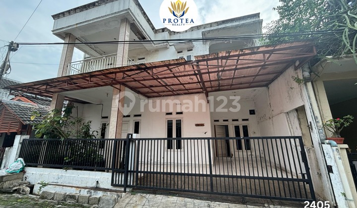 Dijual Rumah 2,5 Lantai di Komplek Perumahan Bekasi
