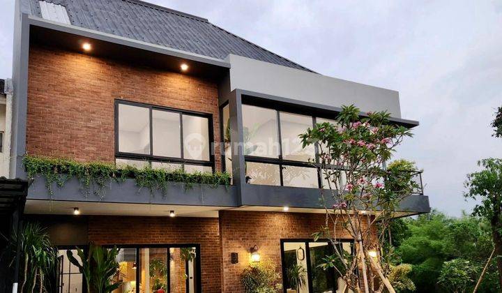 Rumah Berkonsep Tropical Modern di Bsd