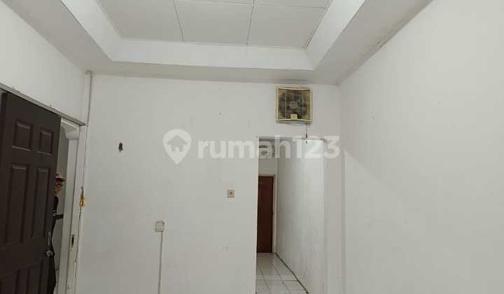 Dijual Kondisi Apa Adanya Lokasi Strategis di Griyaloka BSD 2