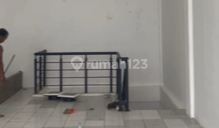 For Rent: 2-Story Shop House in Cisauk 2