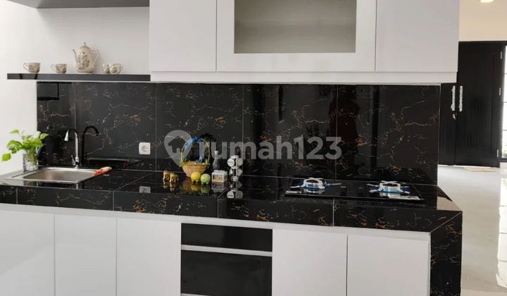 NEW READY-TO-OCCUPY HOUSE IN BSD 2