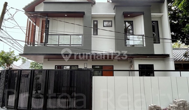 Rumah dengan Vibes Homey! Include Kitchen Set dan Bonus Lampu Gantung. 2