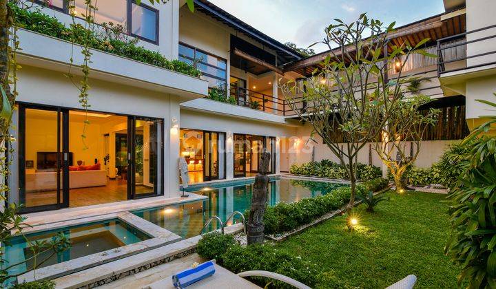 Sanur Beach Side Villa For Sale Walking Distance To The Sanur Beach 50 Meters Away 1