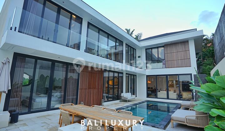 Villa Leasehold 4 Kamar Tidur Elegan di Umalas - Lokasi Strategis, Cocok Hunian & Investasi