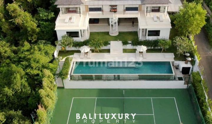 VILLA MEWAH 5 KAMAR TIDUR DENGAN PEMANDANGAN LAUT, LAPANGAN TENIS & FASILITAS LENGKAP VILLA MEWAH 5 KAMAR TIDUR DENGAN PEMANDANGAN LAUT, LAPANGAN TENIS & FASILITAS LENGKAP