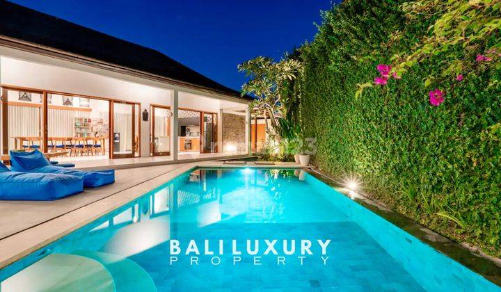 Freehold Stylish 4 Bedrooms Villa In Prime Location Canggu Batu Bolong 2