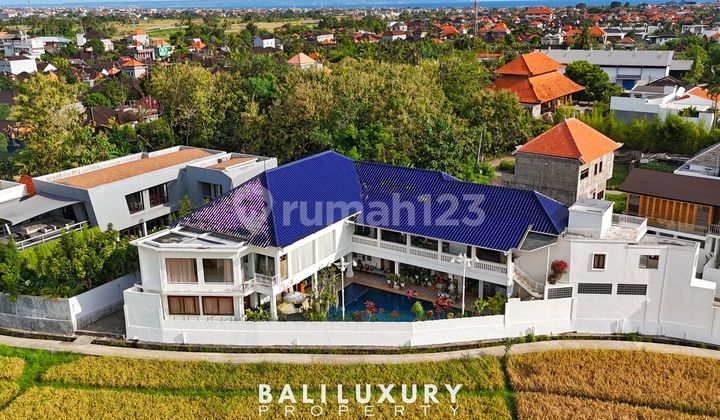 OWNED COLONIAL STYLE VILLA WITH STUNNING RICE FIELD VIEWS IN KABA-KABA FOR SALE OWNED COLONIAL STYLE VILLA WITH STUNNING RICE FIELD VIEWS IN KABA-KABA FOR SALE