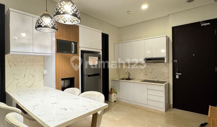 Di Sewakan Apartemen Sudirman Suites, 3Br,Luas,Furnished,Bagus 2