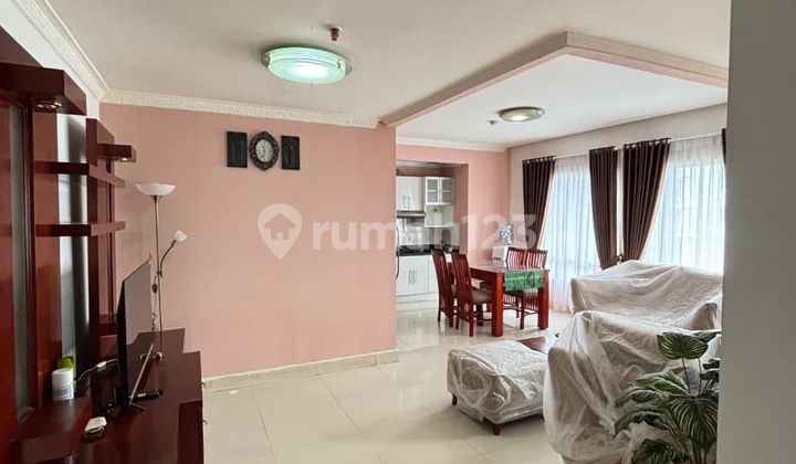 Di Sewakan Apartemen Sudirman Park,3Br,,Furnished 2