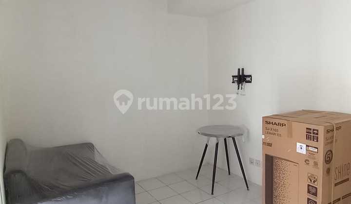 Di Sewakan Apartemen Menteng Square 1br,semi Furnished