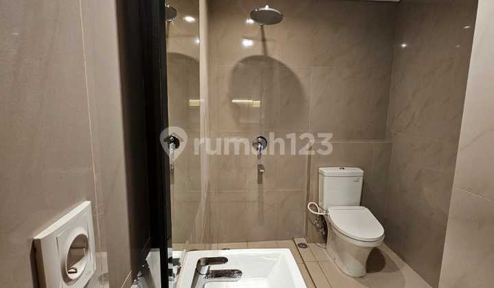 Di Sewakan Apartemen Bellevue Place, 2BR,Furnish,Bagus,Luas Di Sewakan Apartemen Bellevue Place, 2BR,Furnish,Bagus,Luas