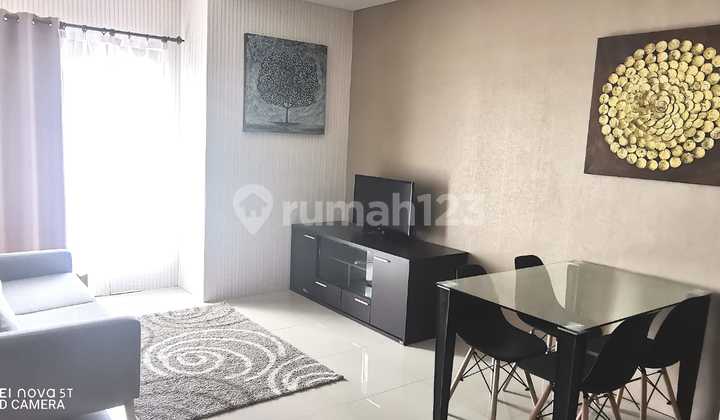 ruang tamu disewakan  apartemen tamansari semanggi