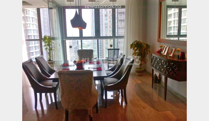 Dijual Apartemen Kemang Village The Bloomington Tipe 3Br+2Bt, Bagus