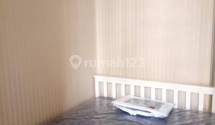 For Rent Madison Park Apartment, studio, furnished