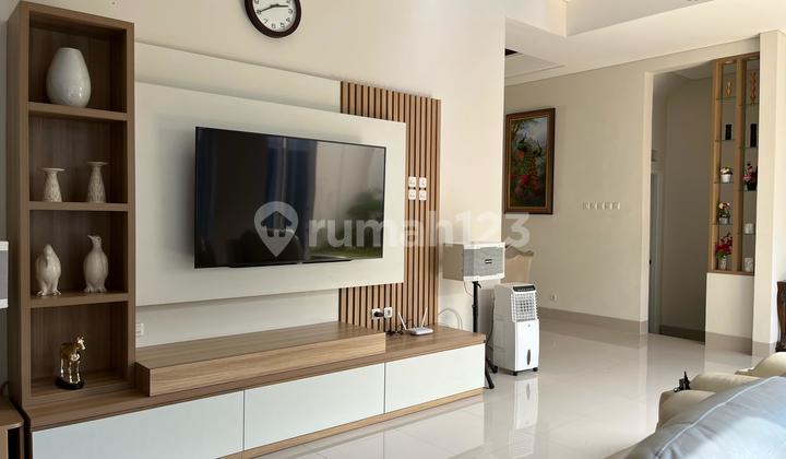 Dijual Rumah Raffles Hills Cluster Exquisite,4+2Kt,4+2Km, Luas,Bagus Dijual Rumah Raffles Hills Cluster Exquisite,4+2Kt,4+2Km, Luas,Bagus