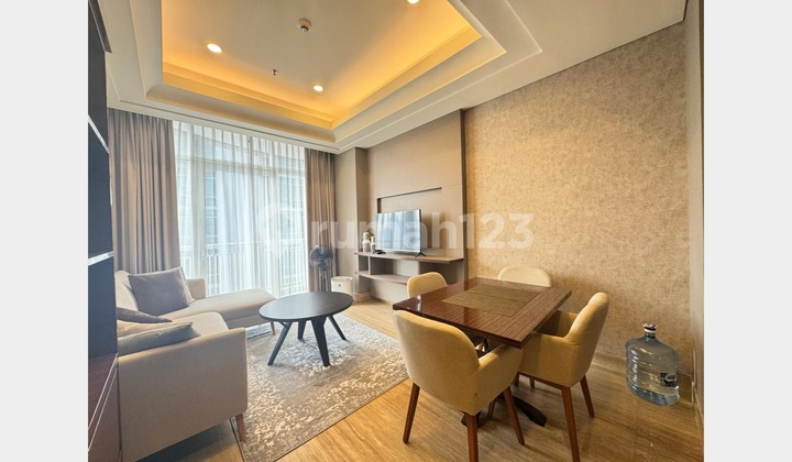 Di Sewakan Apartemen South Hills, 1+1Br, Furnished,Luas,Bagus 2