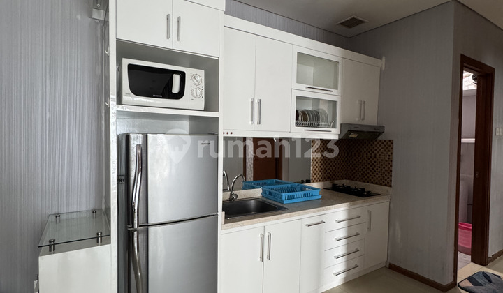 Di Sewakan Apartemen thamrin Residence, 2br, furnished, luas, free IPL 2