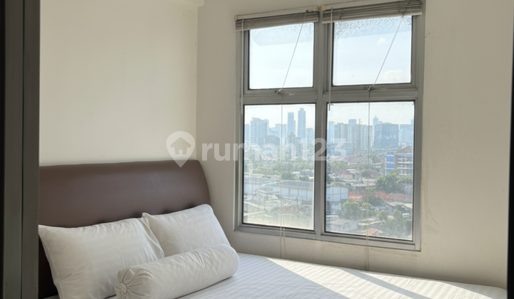 Di Sewakan Apartemen Pancoran Riverside,2BR,Semi Furnish