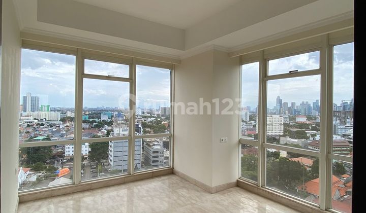 Di Jual Apartemen Menteng Park, 2BR, Private Lift, Semi Furnished