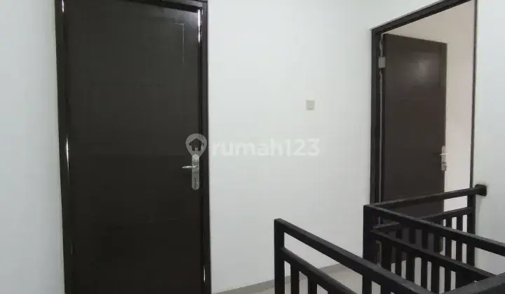 Rumah 2 Lantai Murah Siap Huni Redy Stook Dekat Pamulang 2