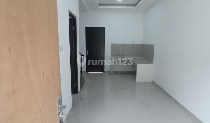 Rumah 2 Lantai Murah Strategis Nempel Tangerang Seltan 2