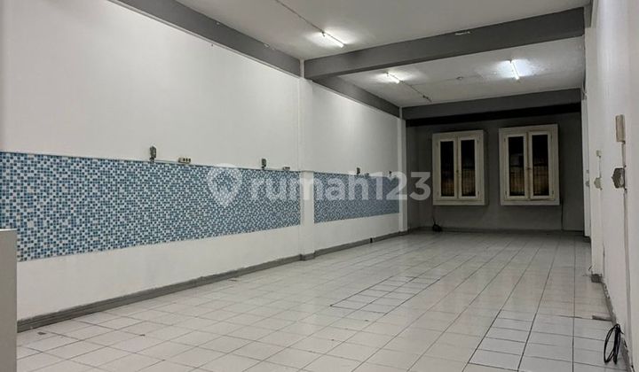 For Sale: Ready-to-Use Shop House Facing the Road at Ruko Mega Galaxy 2