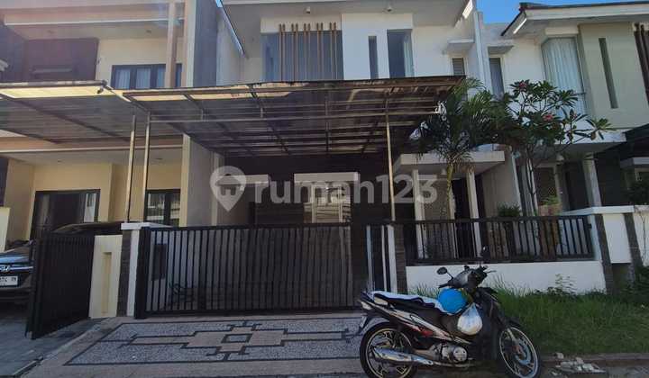 Dijual Murah Rumah Modern Minimalis Pakuwon City Rumah SHM di Pakuwon City