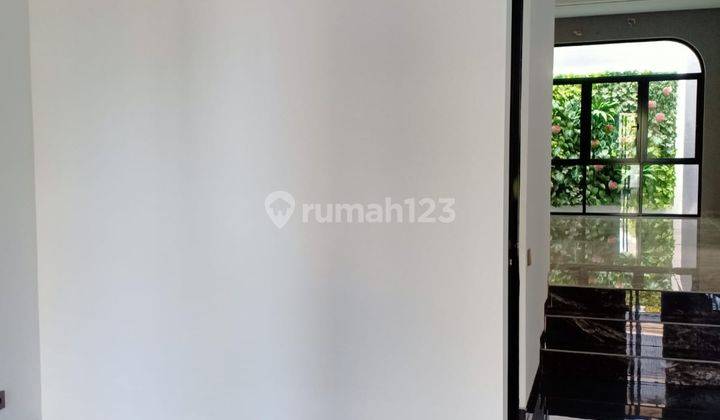 Dijual Rumah Citraland Waterfront 3 Lantai Siap Huni 2