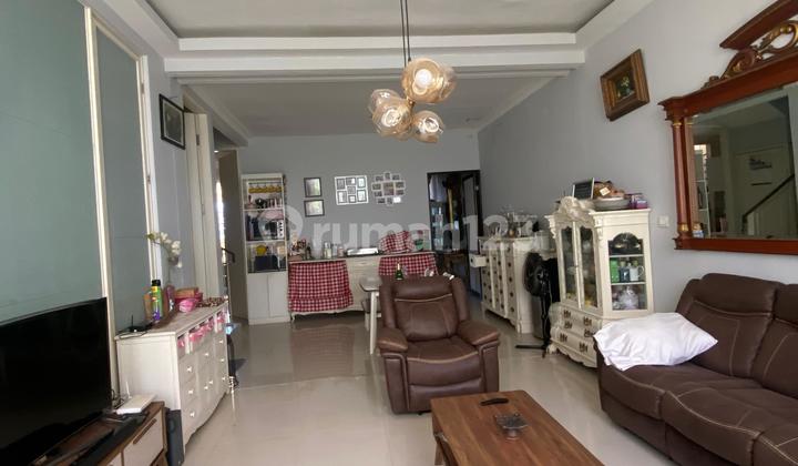 Dijual Disewa Rumah Bagus Terawat Pakuwon City Dijual Disewa Rumah Bagus Terawat Pakuwon City