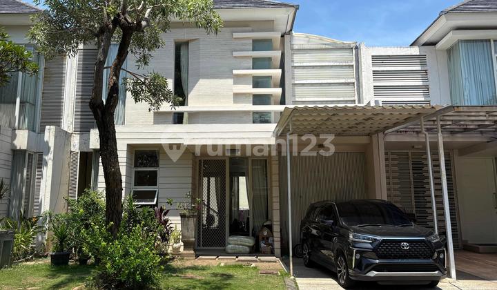 Dijual Murah Puol Rumah Model Minimalis Full Furnish Malibu Pakuwon City Rumah di Pakuwon City