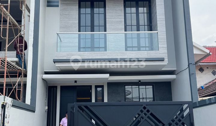 Dijual Rumah Baru Gress Modern Minimalis Manyar Kertoadi SHM di Manyar Dijual Rumah Baru Gress Modern Minimalis Manyar Kertoadi SHM di Manyar