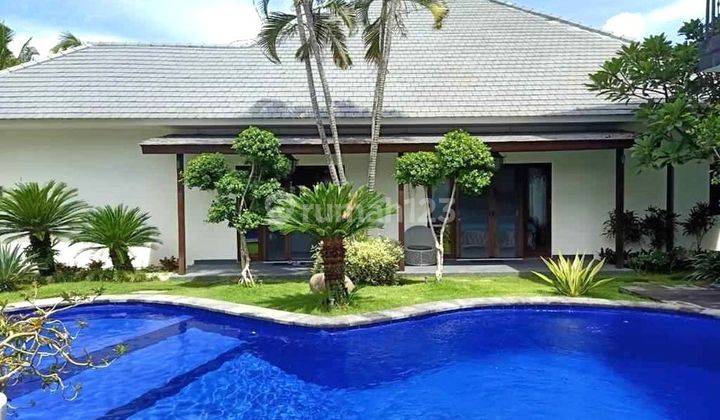 Modern Villa in Canggu, Only 7 Minutes to Finns Beach Club and Atlas Beach Fest 2