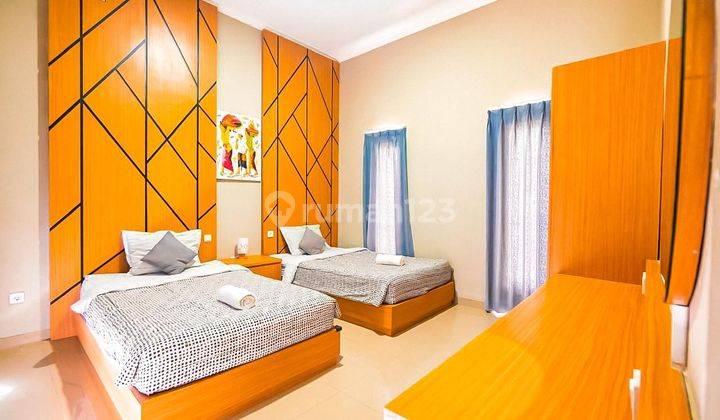 Villa Minimalis Mewah di Jalan Raya Canggu, Kerobokan 3 Kamar Tidur 2