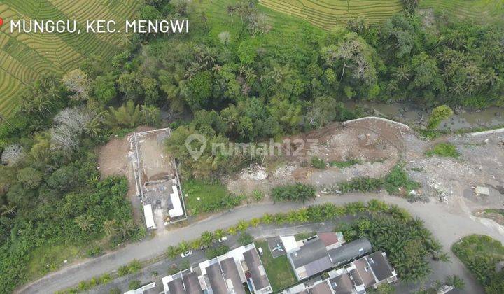 Land with full view of Jungle and river stalls on Canggu highway 1