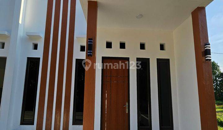 Rumah Murah Mewah || Rumah Model 2 Lantai Ada Balkon Di Atas  1