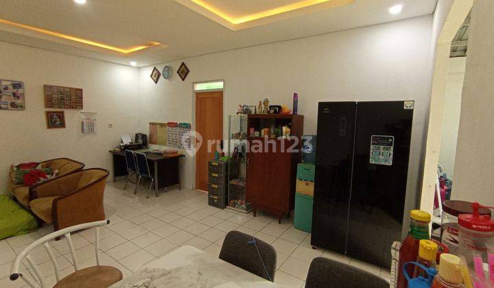 Rumah 1 Lt Dalam Cluster Posisi Di Hook Dan Bagus Sekali  2