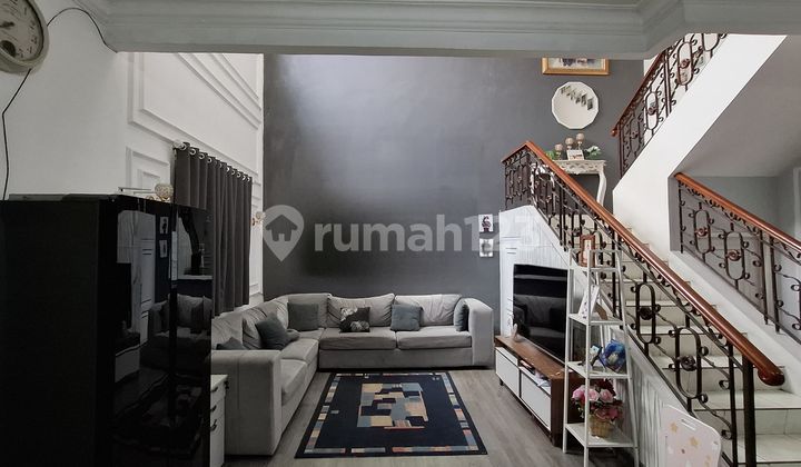 Rumah 2 Lantai Bagus Cluster Tengah di Perumahan Kota Wisata Cibubur