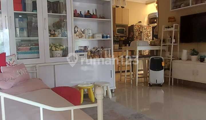 Rumah Bagus Cantik Siap Huni di Komplek Perumahan Villa Nusa Indah 2 Rumah Bagus Cantik Siap Huni di Komplek Perumahan Villa Nusa Indah 2