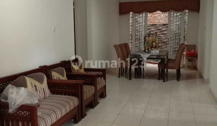 Rumah Bagus Semi Furnished Dalam Cluster Kota Wisata
