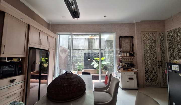 Rumah Bagus Istimewa Siap Huni Di Pejompongan Jakarta Pusat 2