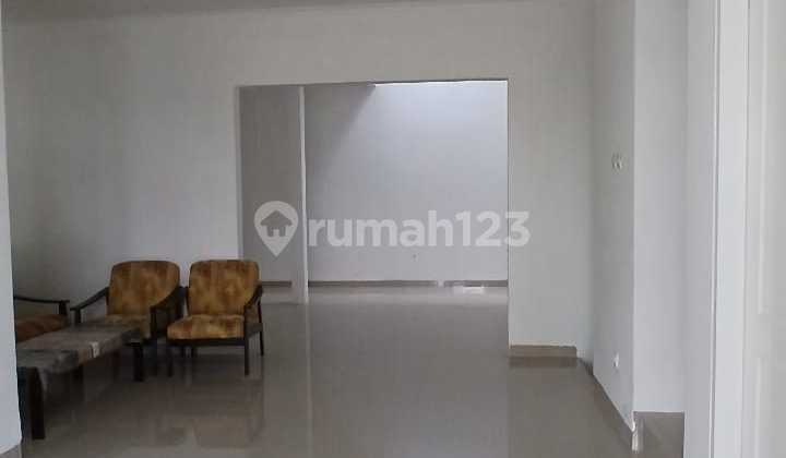 Rumah Sudah Renovasi di Dalam Cluster Kota Wisata Cibubur