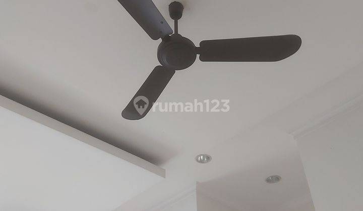 Rumah Semi Furnished Siap Huni Di Dalam Cluster Kota Wisata 2