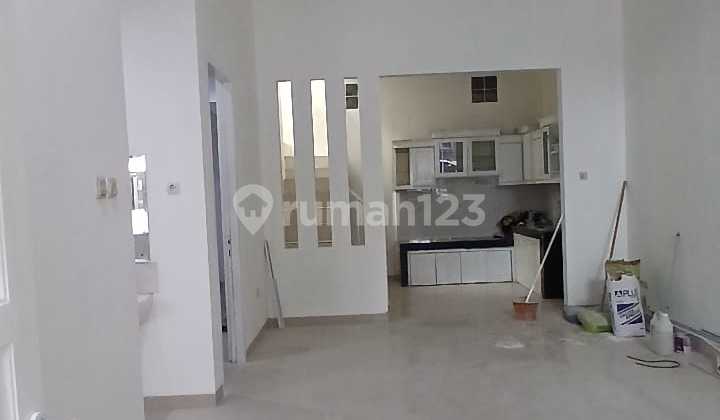 Rumah Bagus Bebas Banjir Di Kawasan Perumahan Kota Wisata Cibubur