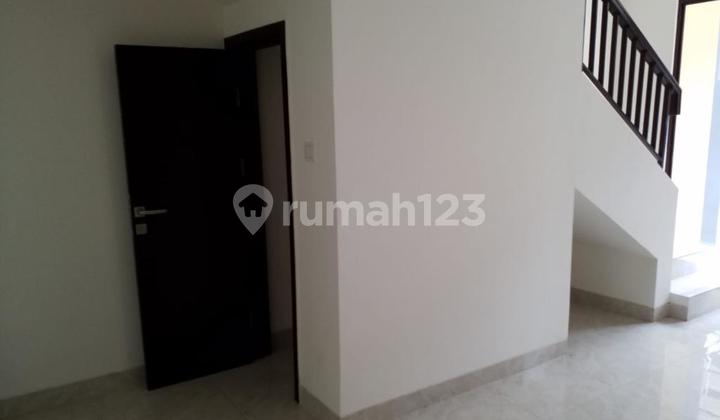 For Rent: Swan City 1 Cluster Lavisa House. Move-in Ready